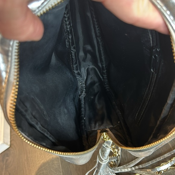 Victoria’s Secret Metallic Snakeskin Silver Crossbody Bag Gold Chain Strap - Picture 9 of 14